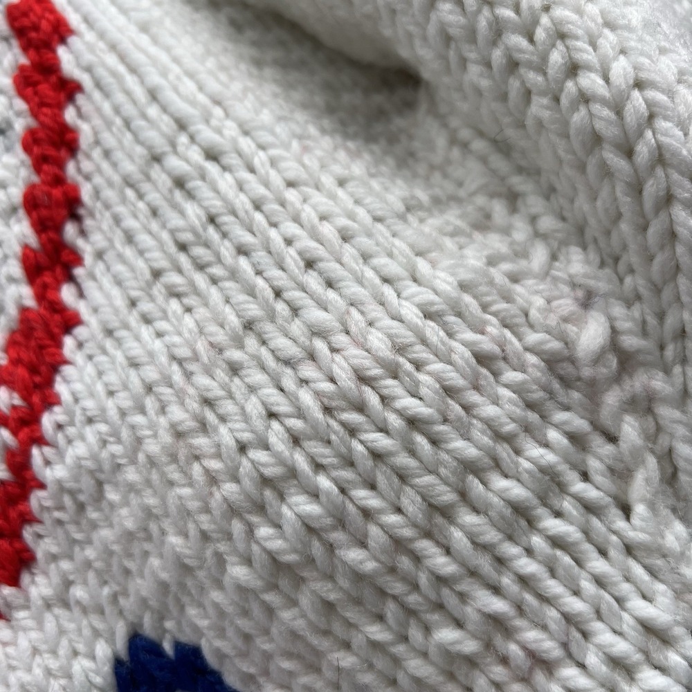 Vintage Blue Jays Cowichan Men's Medium White MLB Acrylic Hand Knit Cardigan - Picture 7 of 11